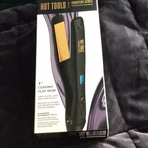 Hot Tools Signature Series 1in Ceramic Flat Iron